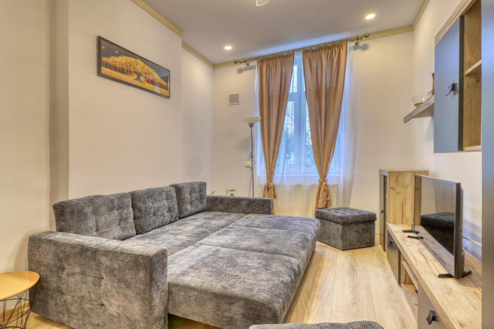 Muse Residence Downtown Bukares Bagian luar foto