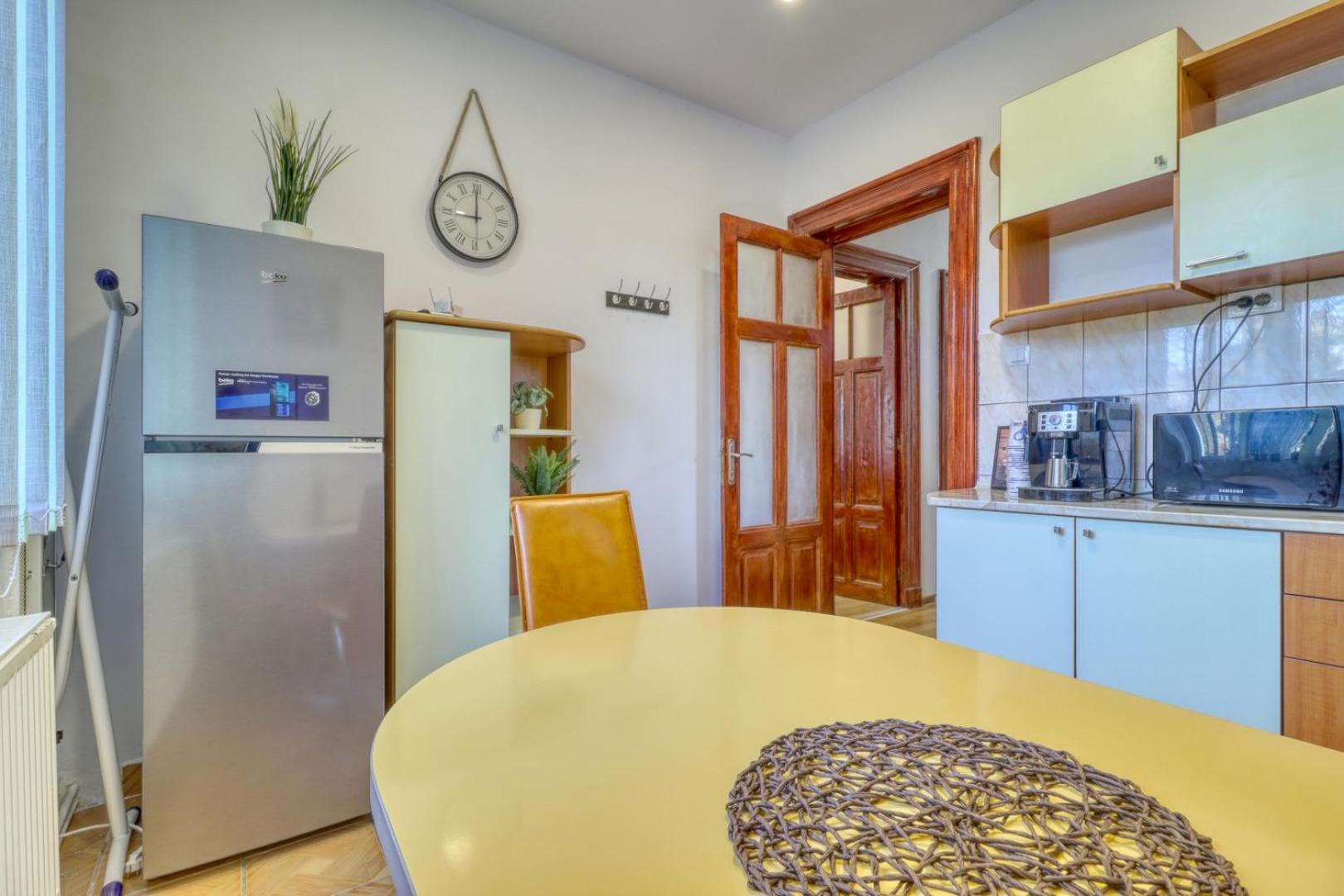 Muse Residence Downtown Bukares Bagian luar foto